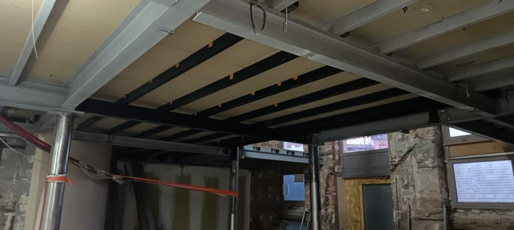 Réhabilitation d'une agence Crédit Mutuel à Toulouse